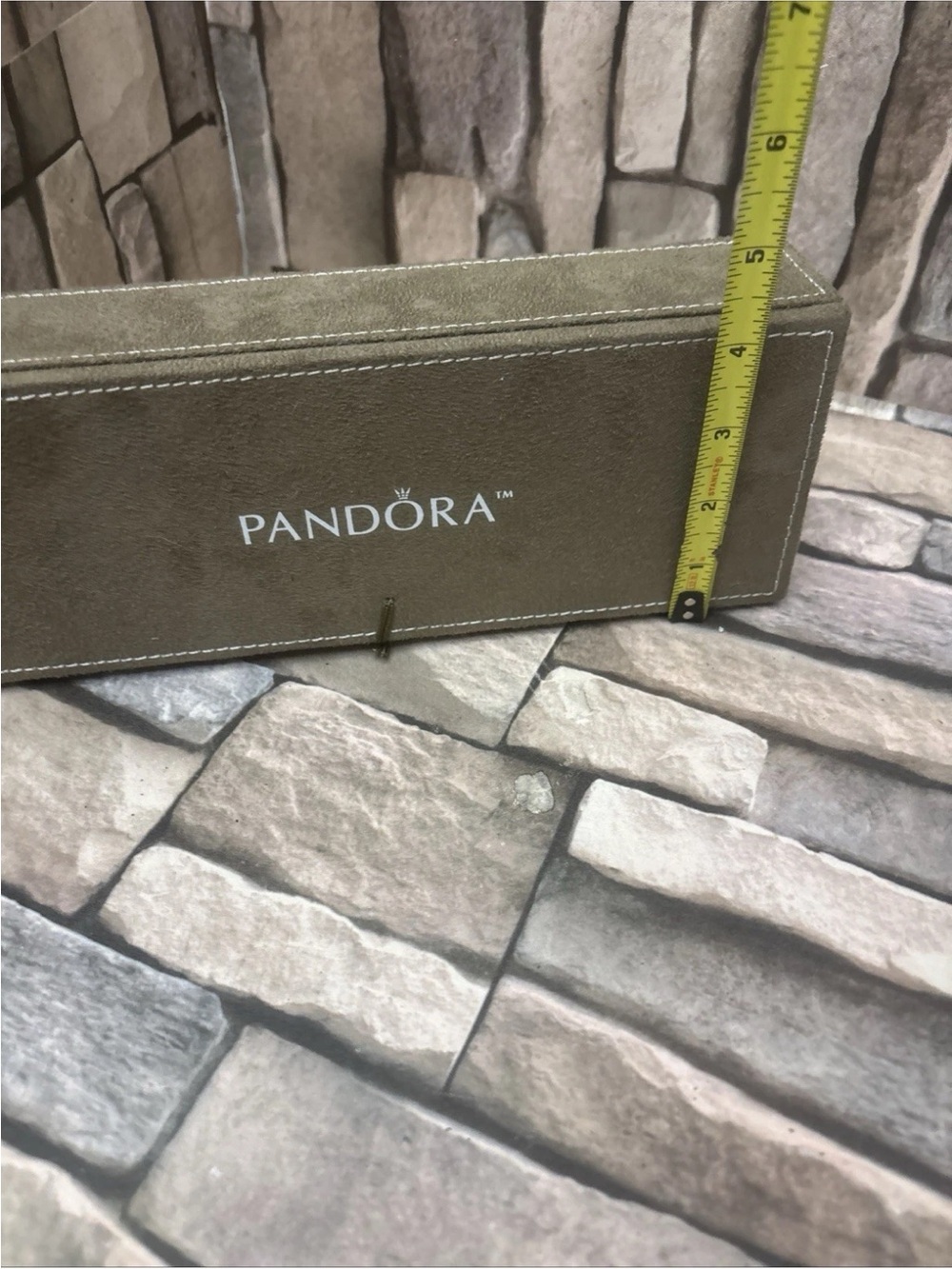 Pandora brown suede jewelry box, specifically designed for charms and bracelets - Picture 5 of 10